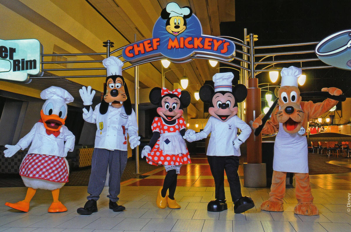 Chef Mickeys - restaurante com personagens