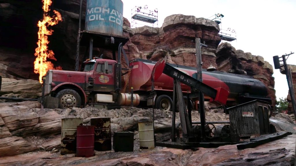Studio Tram Tour Behind