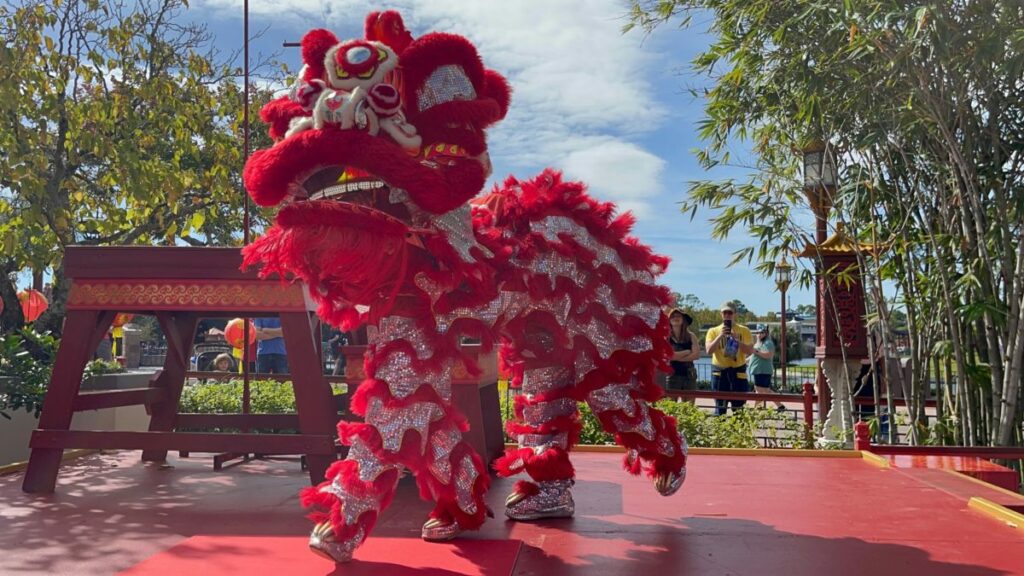 china dança leão EPCOT International Festival of the Holidays 2021