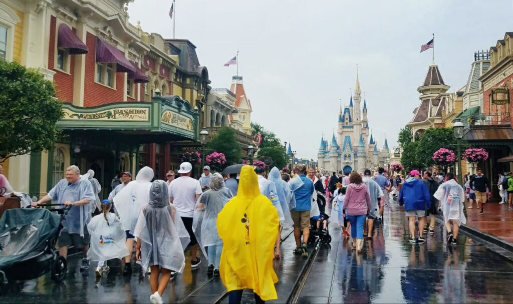 Magic Kingdom na chuva
