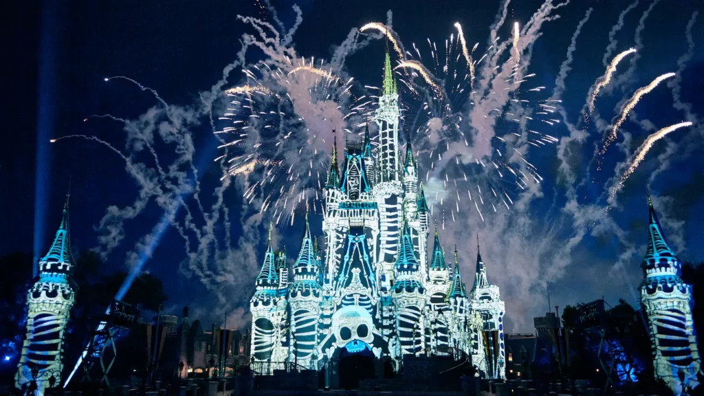 Disney’s not So Spoky Spectacular. Fonte: Disney