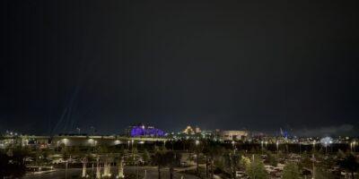 Show noturno Universal Celestial Goodnight no Celestial Park do Epic Universe, com fontes e iluminacao, sem fogos no ceu